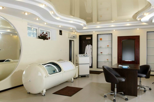 Комплекс зданий медицинского и отельного назначения в Киеве